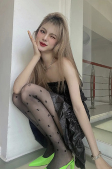 美男脱去校服时全集